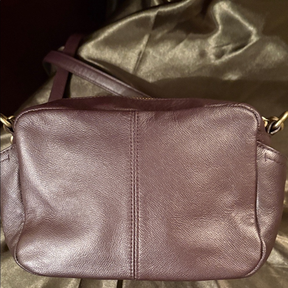 Coach Campbell Turnlock Leather Camera bag - Picture 6 of 13